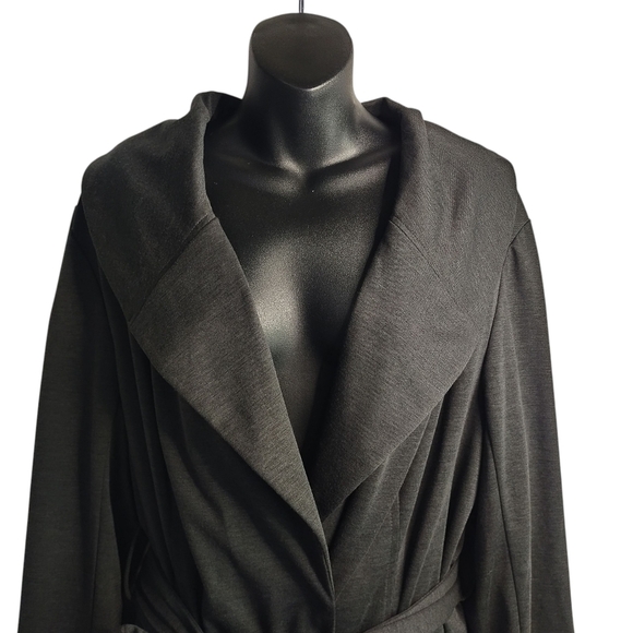 Fashion Bug Coat Women's Dark Gray V-Neck Belt Snap Button Plus Size 1X NWT - Picture 3 of 9